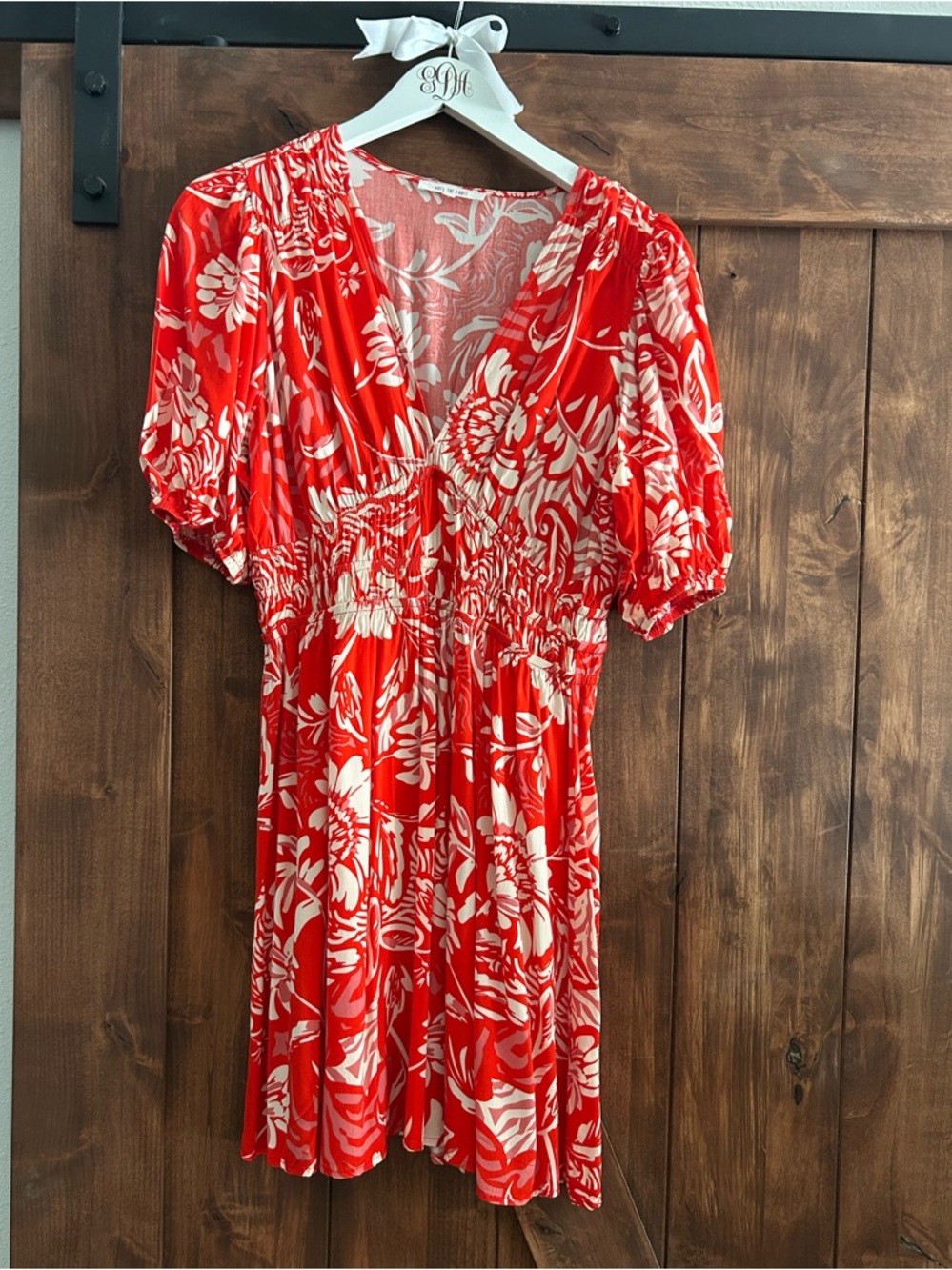 Red Floral V-Neck Women’s Dress - Lightweight Summer Style